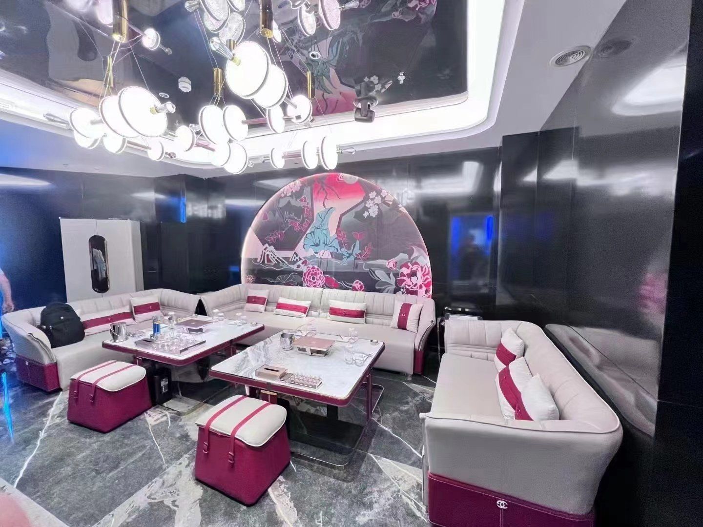 肇庆ktv订房，低端场商务ktv-封开县ktv订房